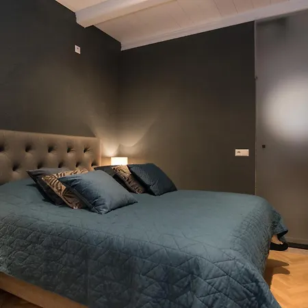 B&B Felix-3