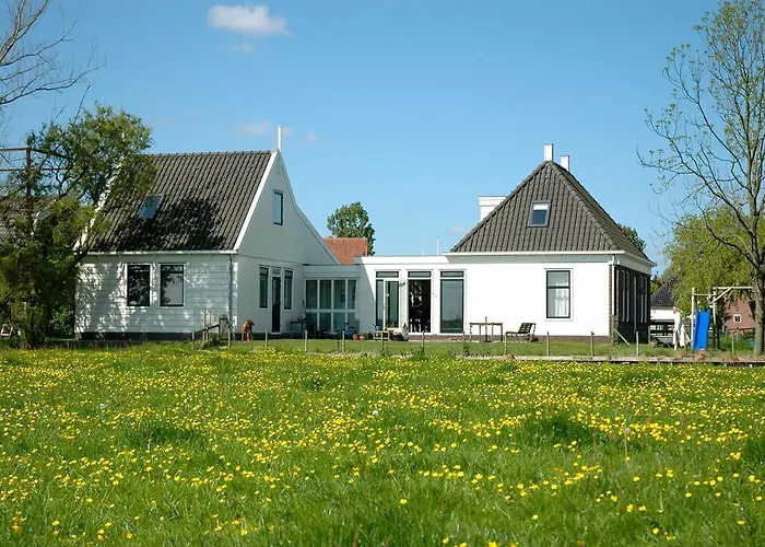 Amsterdam Farmland Bed and Breakfast